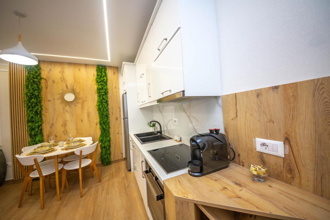 Green Terrace Apartment 4 Tirana Bagian luar foto