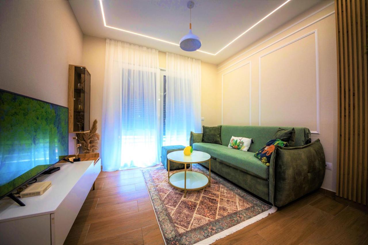 Green Terrace Apartment 4 Tirana Bagian luar foto