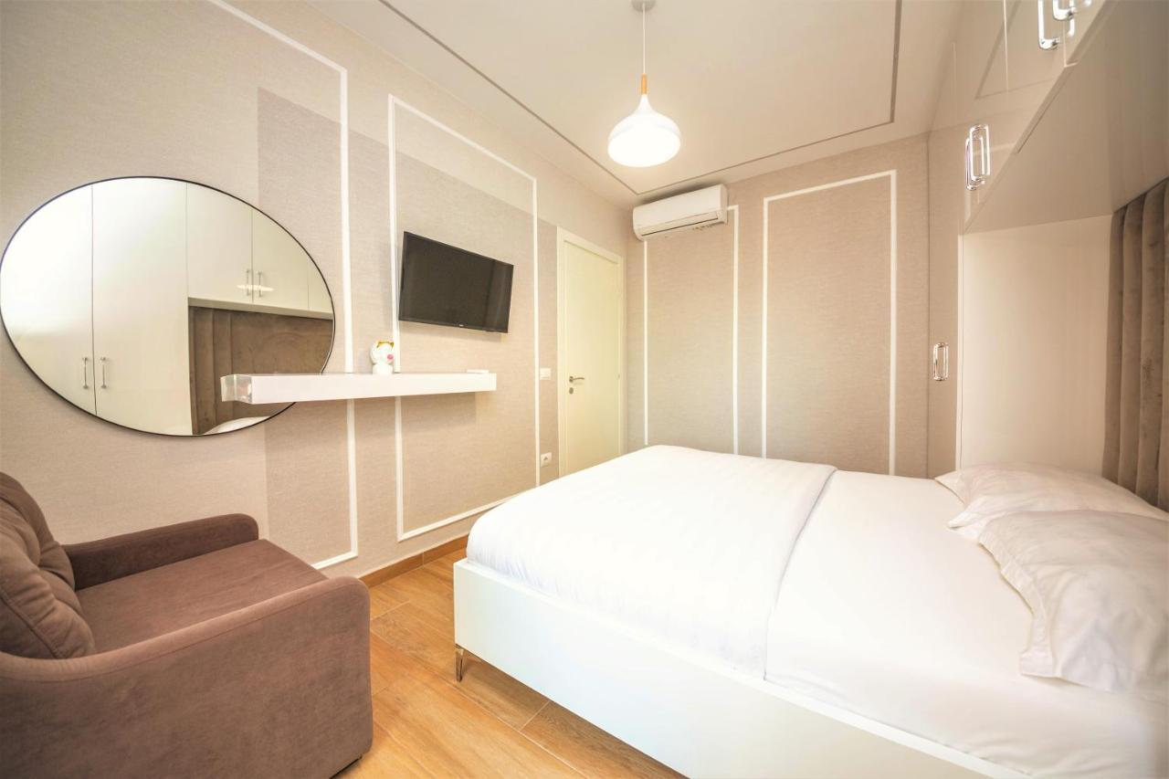 Green Terrace Apartment 4 Tirana Bagian luar foto